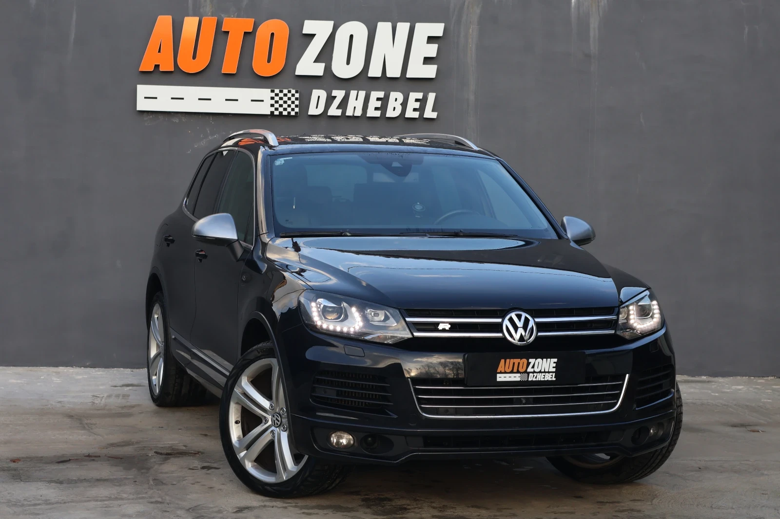 VW Touareg 3.0d R line 4x4 FULL - изображение 3