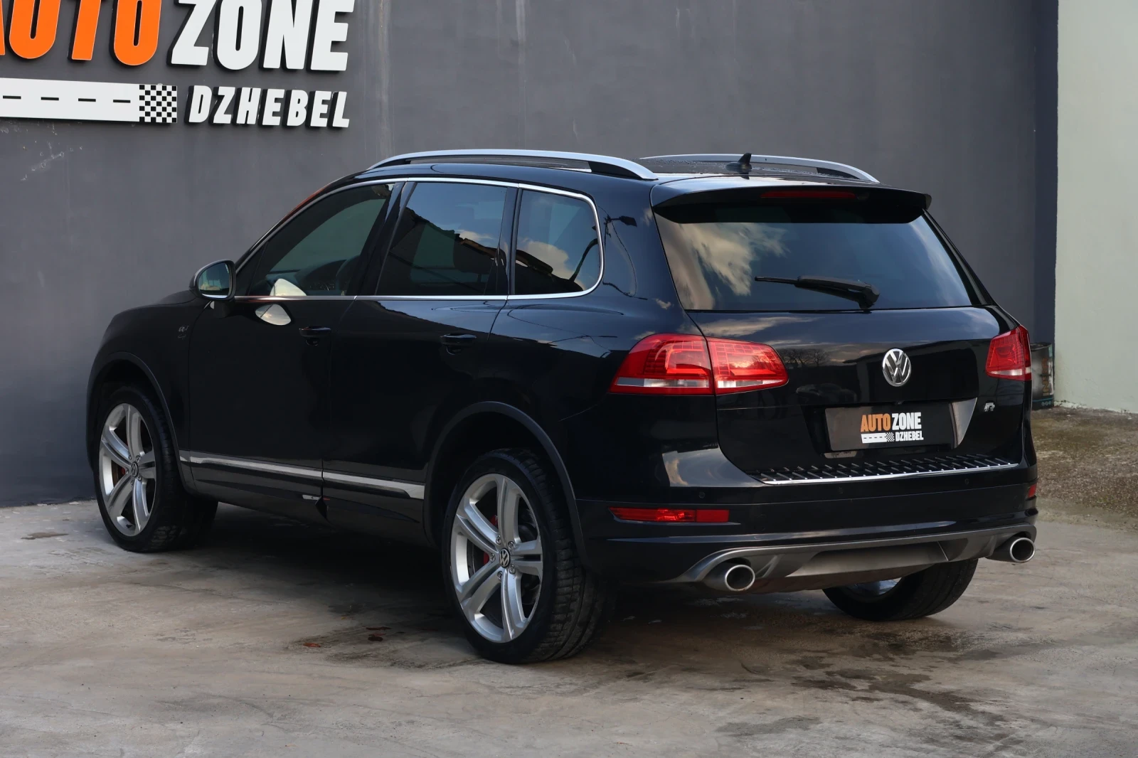 VW Touareg 3.0d R line 4x4 FULL - изображение 6