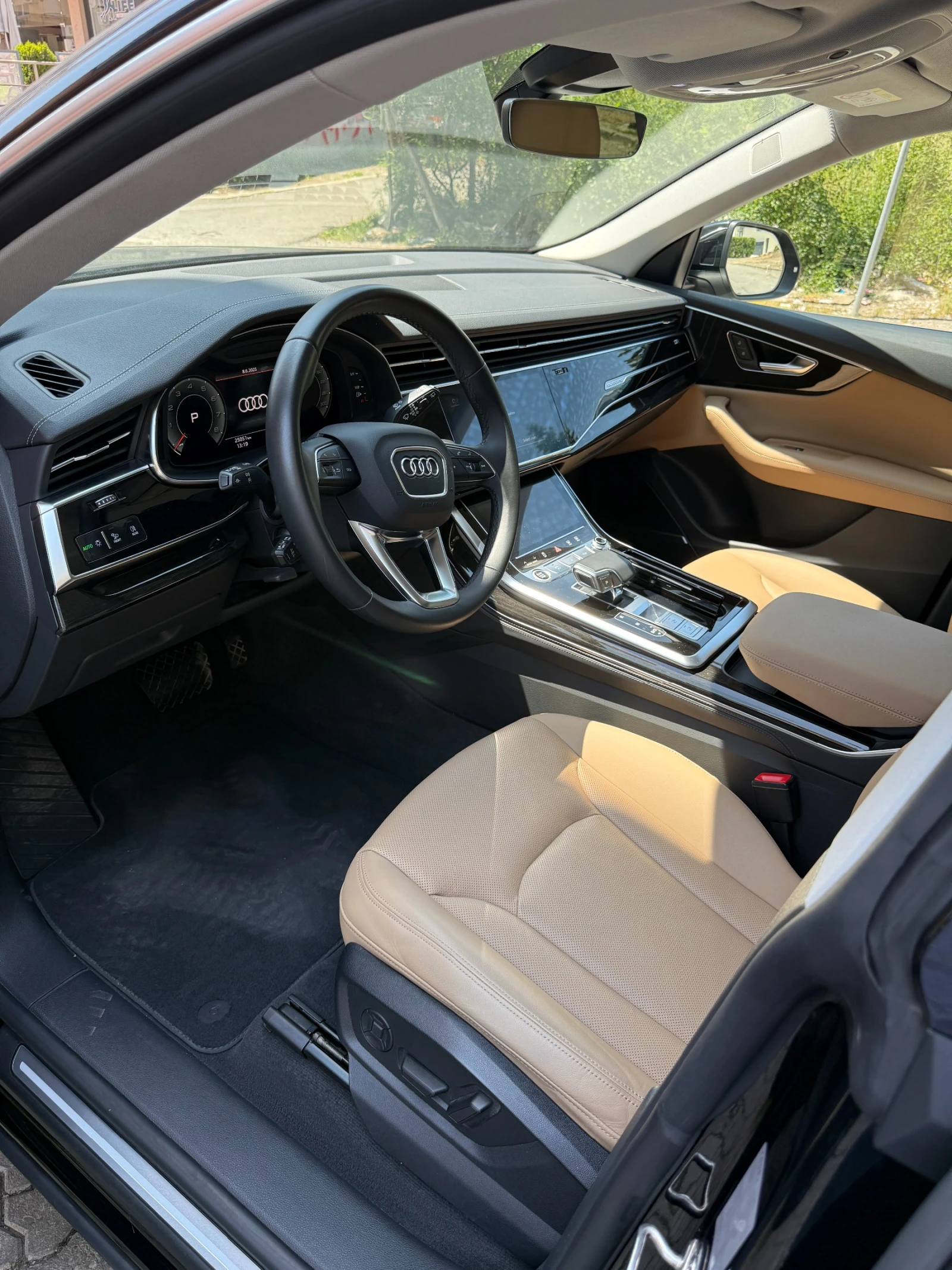 Audi Q8 55 TSFI, снимка 9 - Автомобили и джипове - 53950101
