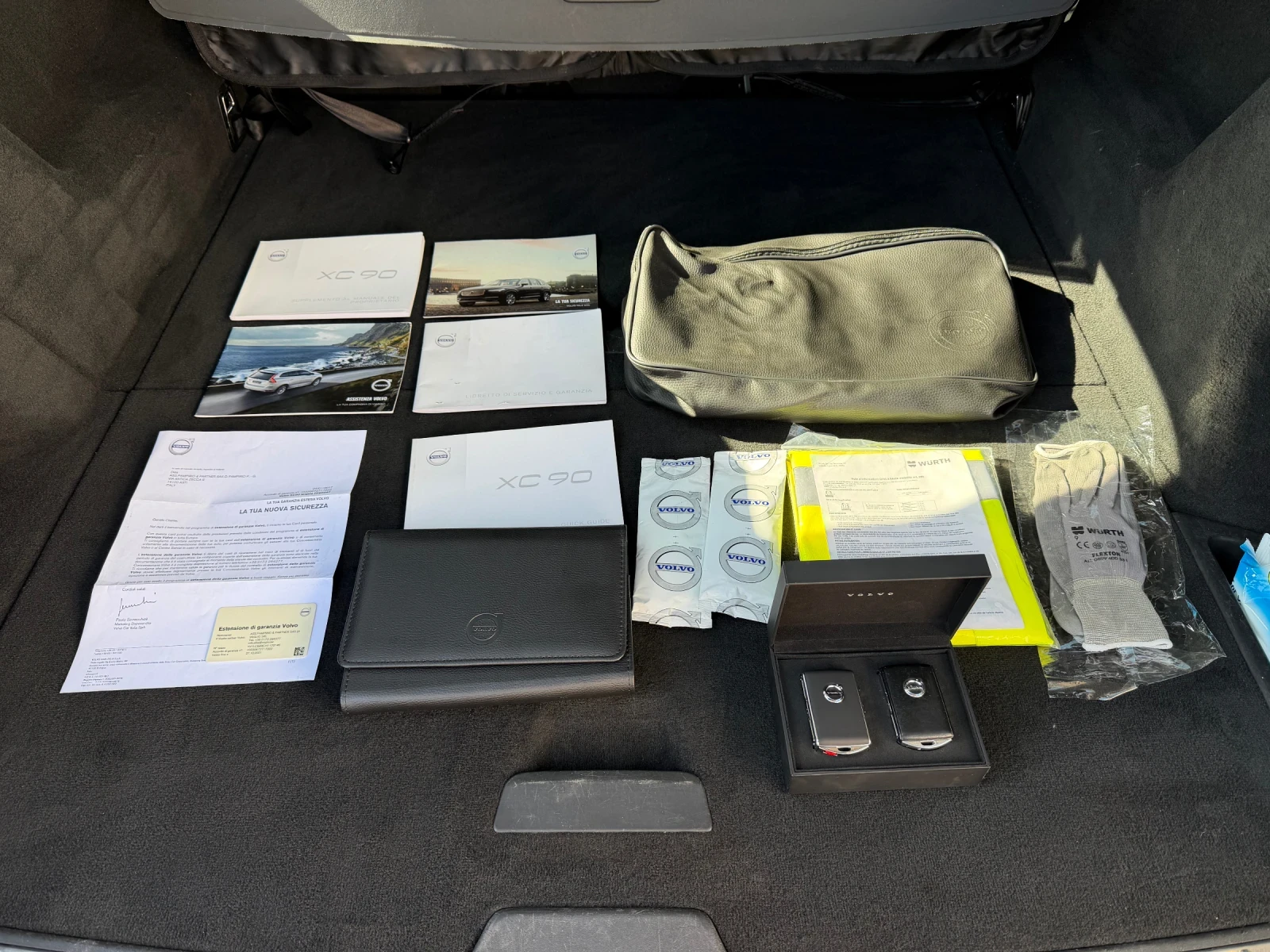 Volvo Xc90 D5 AWD inscription, снимка 14 - Автомобили и джипове - 53815767