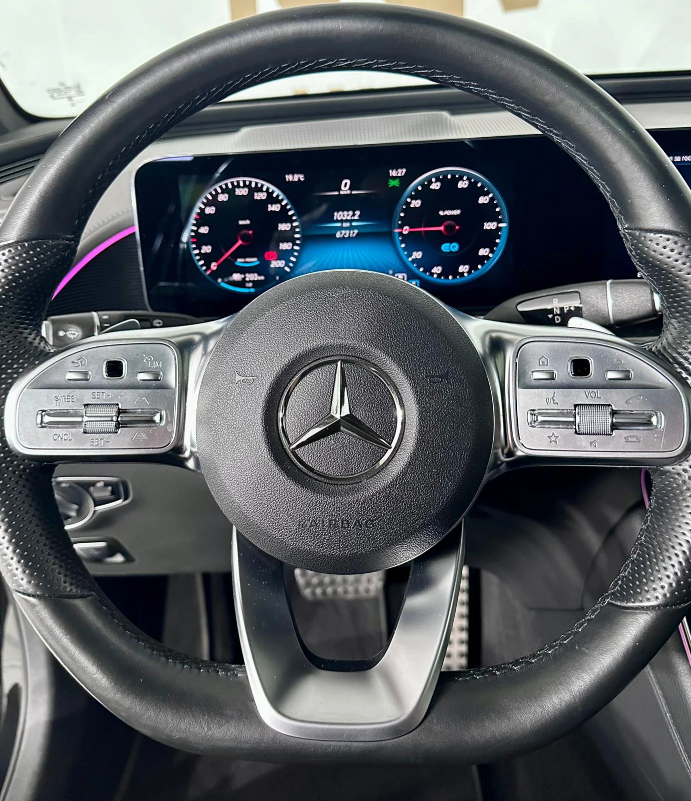 Mercedes-Benz EQC 400 AMG* 4Matic* Ventilation* Burmester* Pano* HuD, снимка 13 - Автомобили и джипове - 54631039