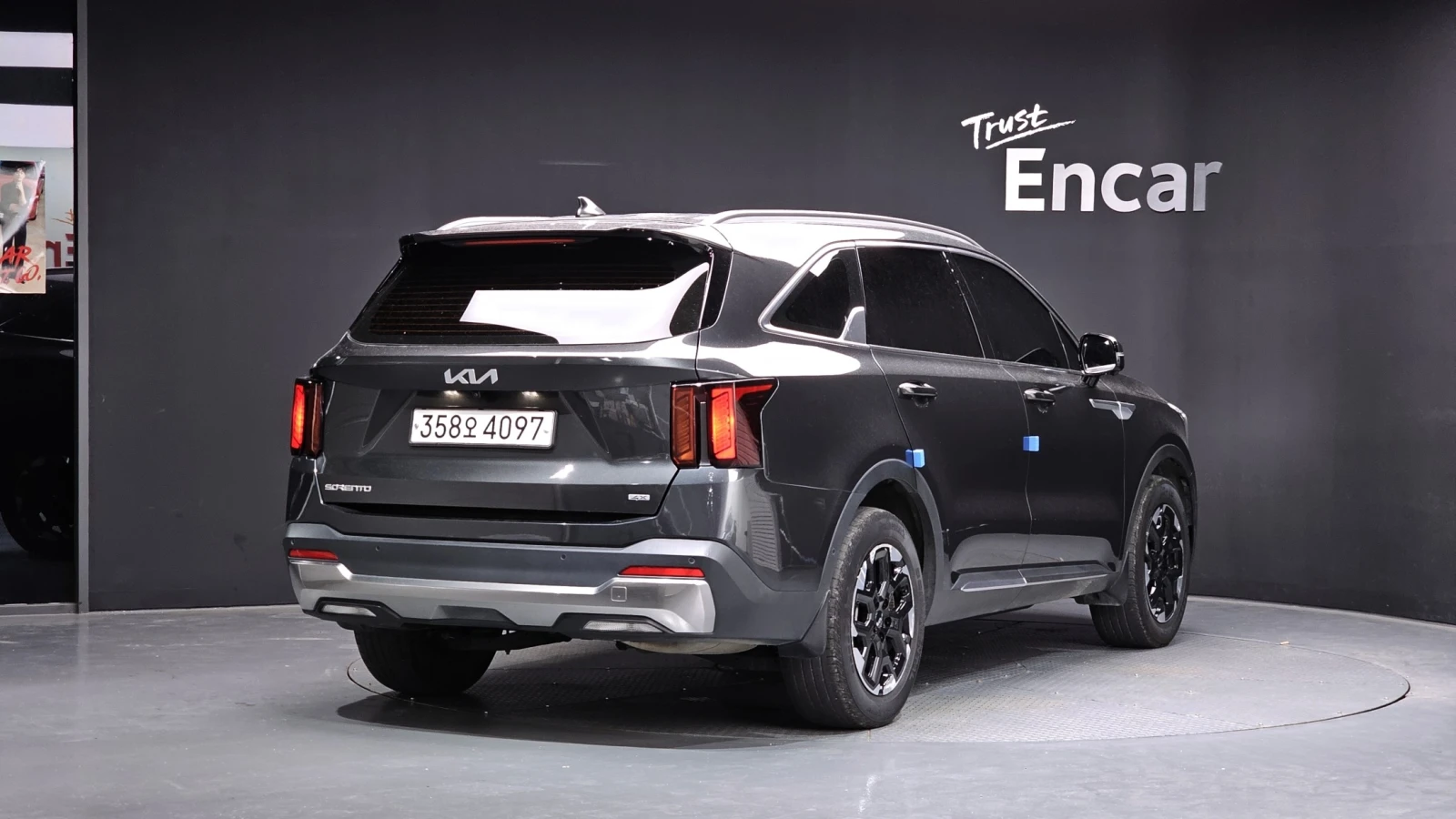 Kia Sorento Noblesse AWD, снимка 2 - Автомобили и джипове - 55406241