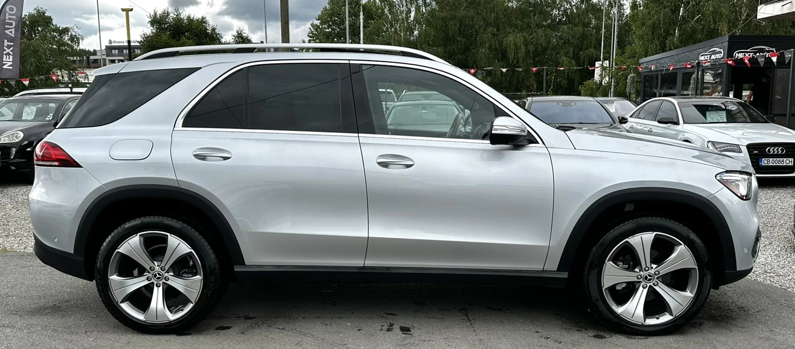 Mercedes-Benz GLE 350 i 255HP PANO 360'CAM BURMESTER ОБДУХВАНЕ, снимка 4 - Автомобили и джипове - 55407779