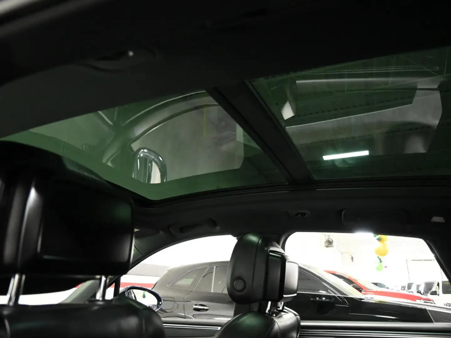 Porsche Macan ЦЕНА ДО БЪЛГАРИЯ АВТОКРЕДИТ, снимка 16 - Автомобили и джипове - 55464132