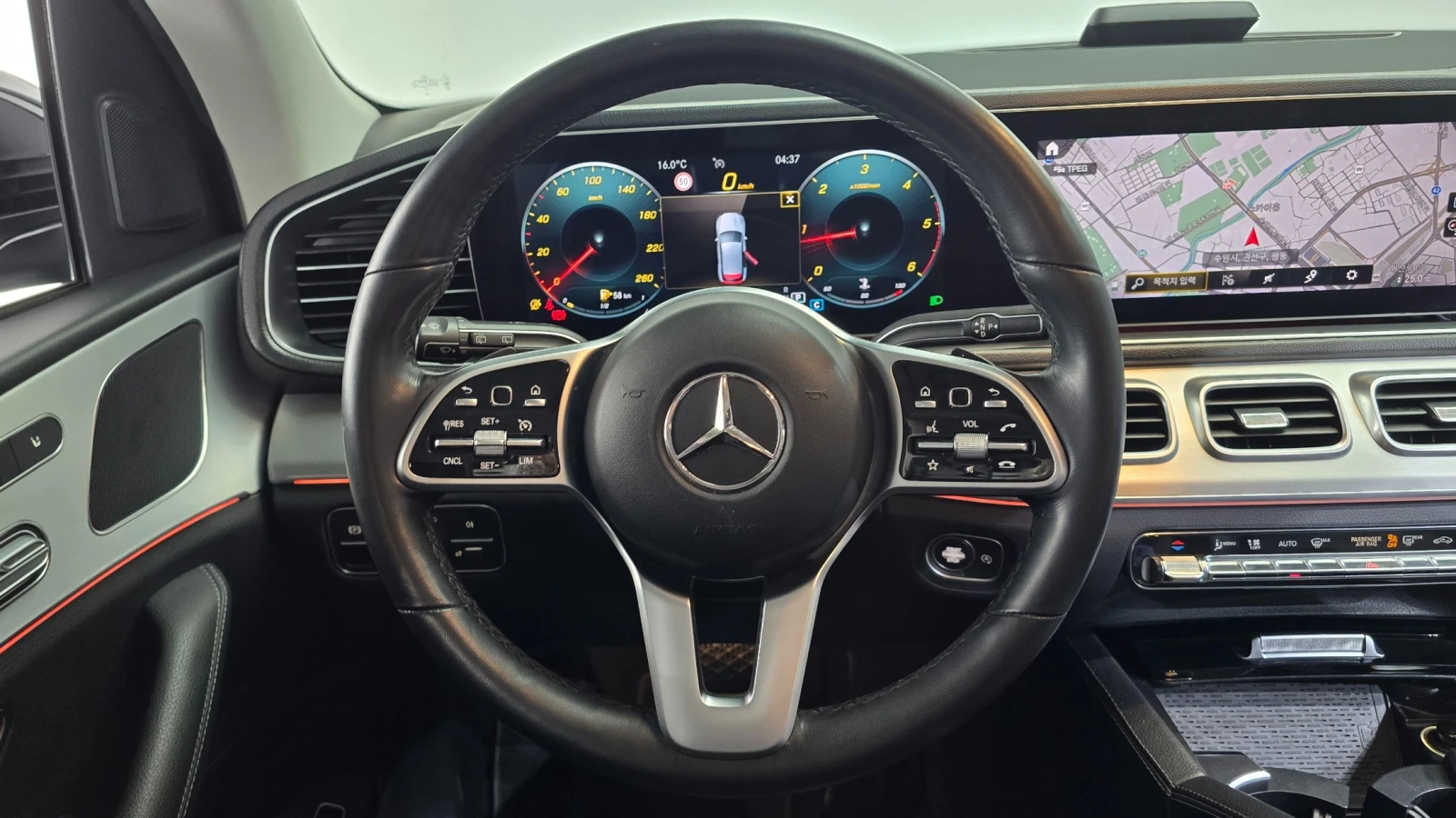 Mercedes-Benz GLE 300 d 4MATIC, снимка 12 - Автомобили и джипове - 55563421