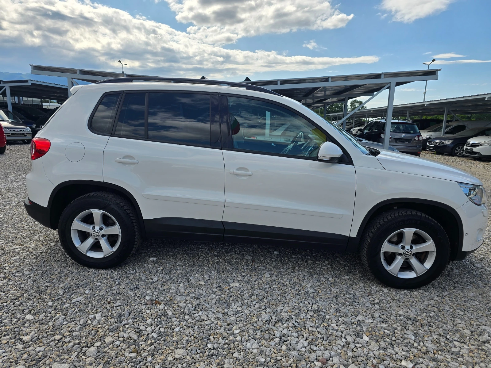 VW Tiguan 2, 0TDI 4X4, снимка 6 - Автомобили и джипове - 55602987