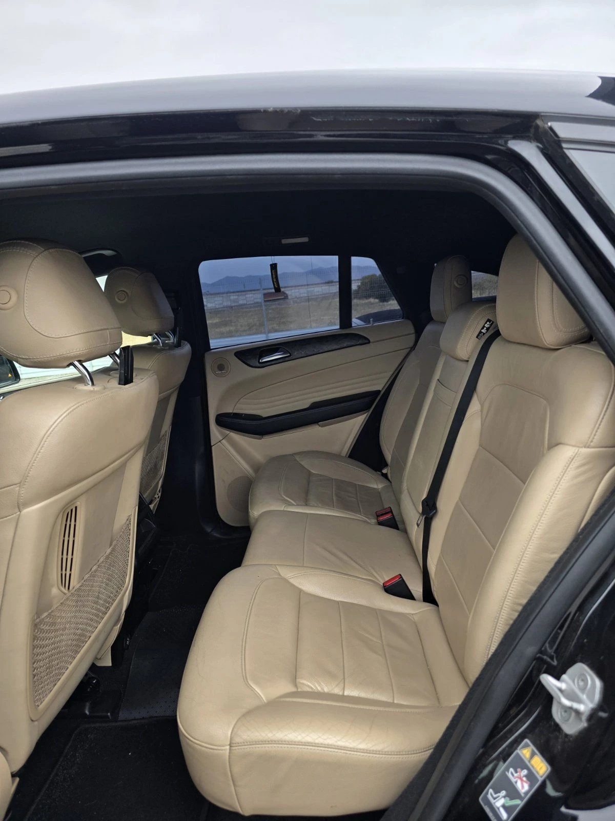 Mercedes-Benz GLE 350 AMG63, снимка 8 - Автомобили и джипове - 56224153