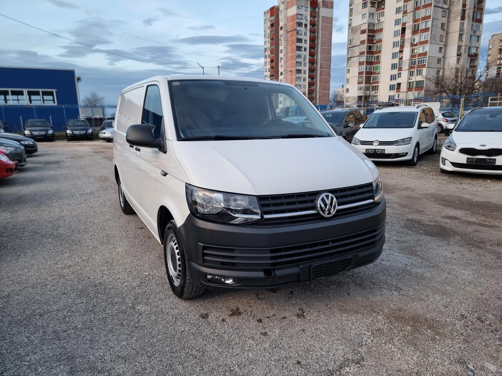 VW Transporter 2.0 TDI 150ps - изображение 9