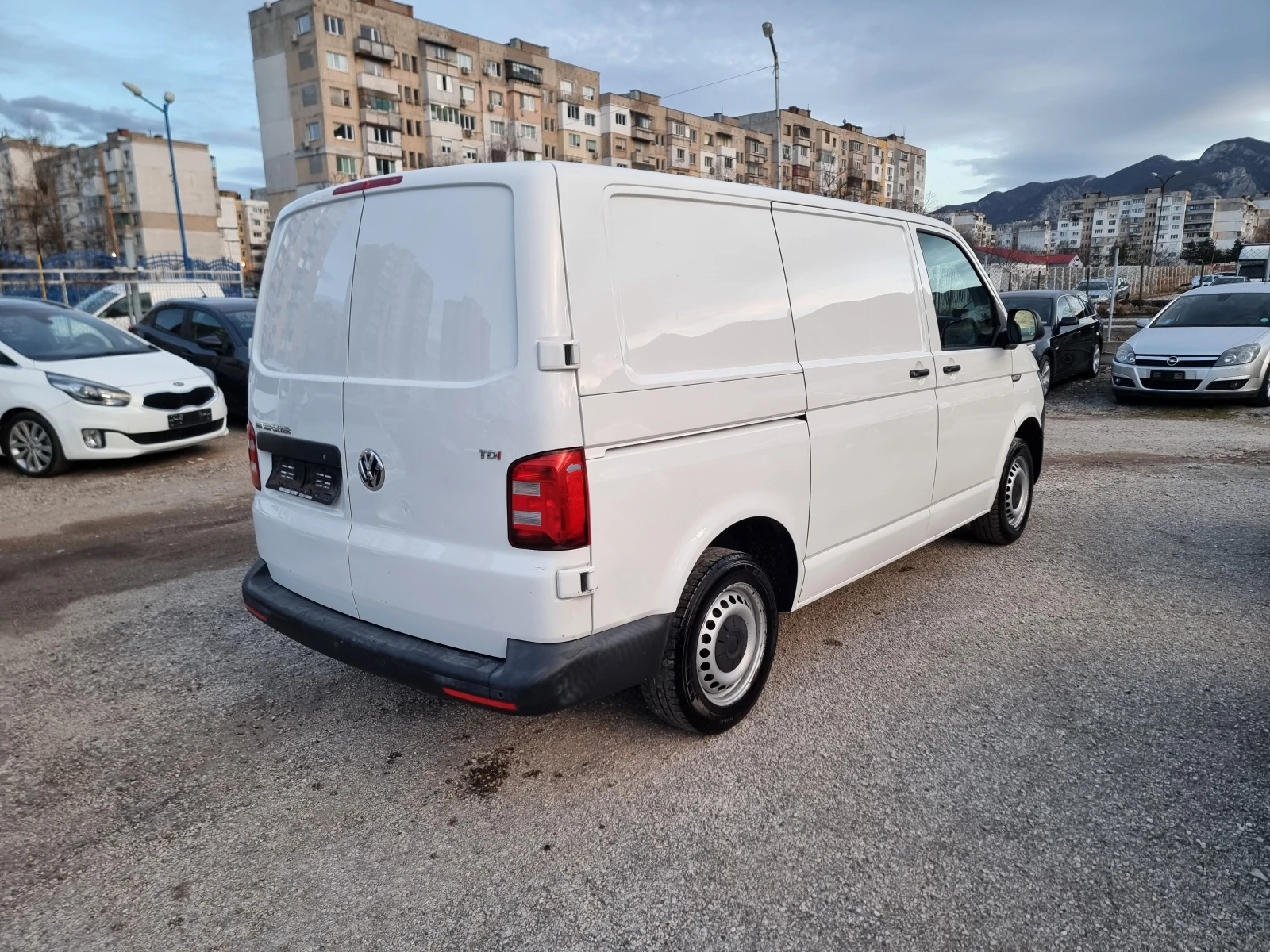 VW Transporter 2.0 TDI 150ps - изображение 7