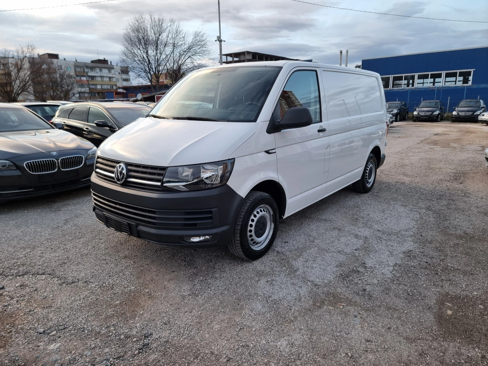 VW Transporter 2.0 TDI 150ps - изображение 3