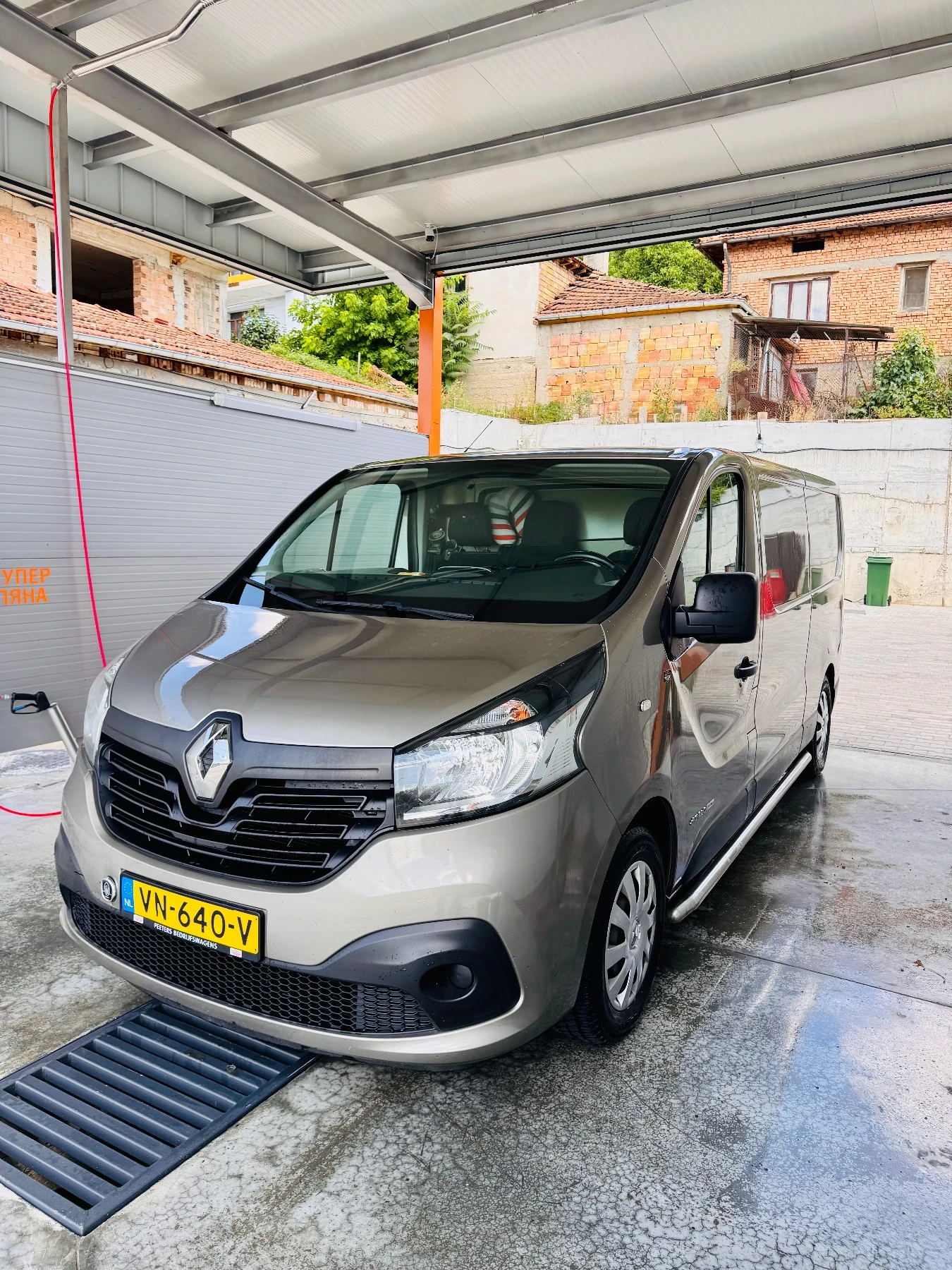 Renault Trafic 1.6 DCI 120ps - изображение 3