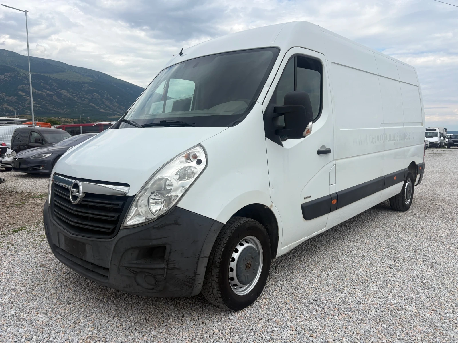 Opel Movano