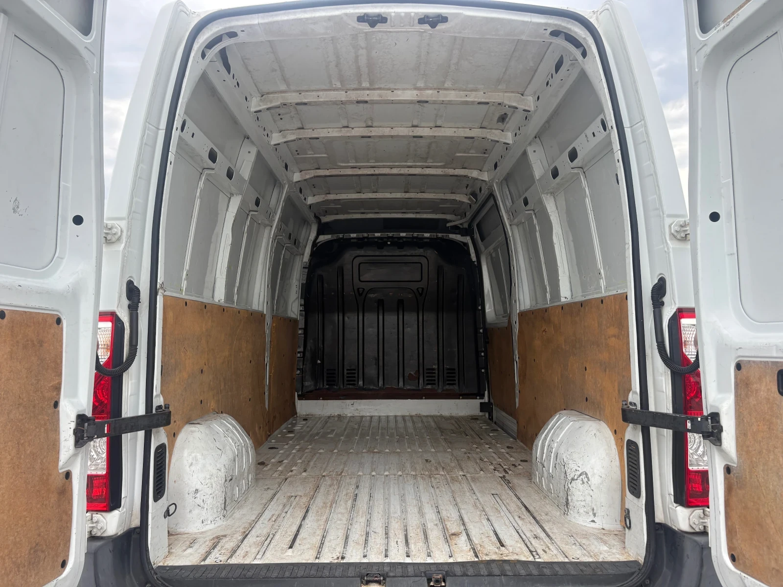 Opel Movano, снимка 9 - Бусове и автобуси - 55051859