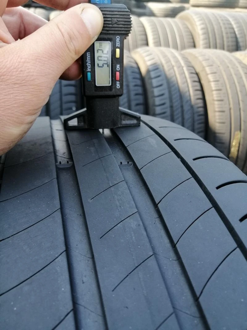 Гуми Летни 225/55R18, снимка 8 - Гуми и джанти - 36775907