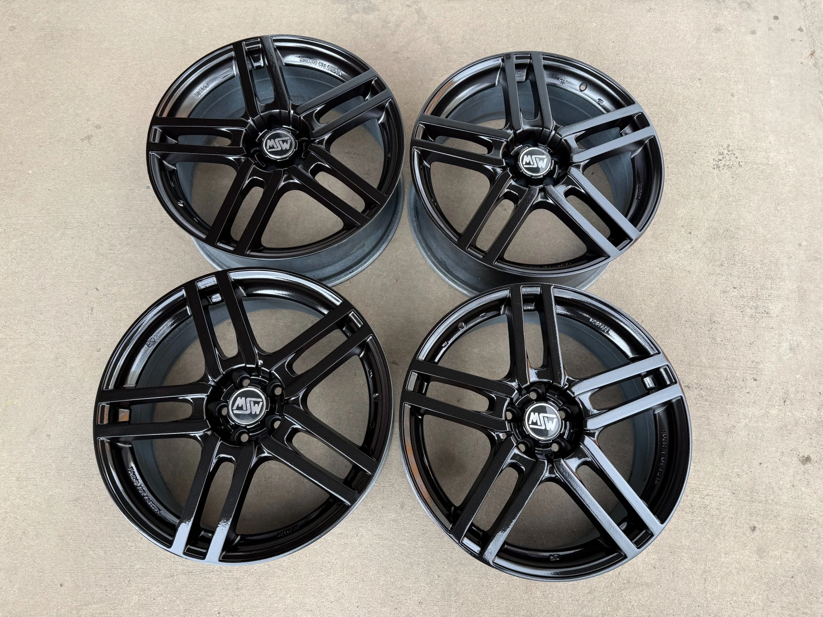 Джанти, снимка 2 - Гуми и джанти - 53915349