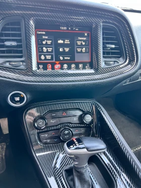 Dodge Challenger Dodge Challenger SXT+ 3.6 V6 / 305 к.с. / ZF 8-сте, снимка 12