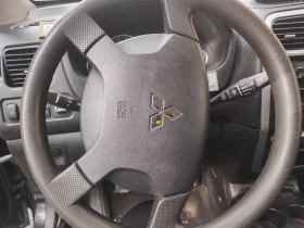  Mitsubishi Space sta...