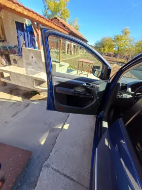 VW Touran 1.9, снимка 4