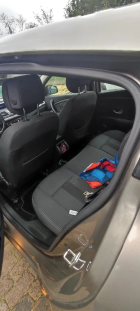 Renault Megane - 3900 € / 7627.74 лв. - 22188554 3