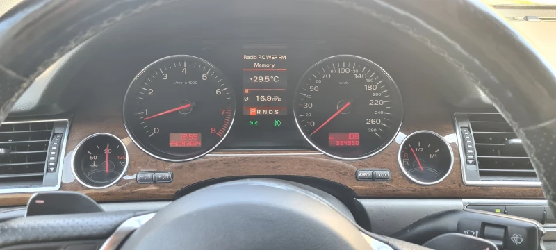 Audi A8 4.2, снимка 4 - Автомобили и джипове - 47359431