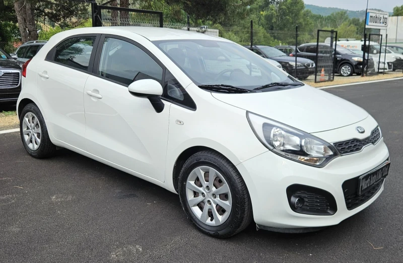 Kia Rio 1.2 i Перфектна !!!, снимка 2 - Автомобили и джипове - 49166884