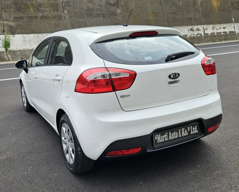 Kia Rio 1.2 i Перфектна !!!, снимка 9 - Автомобили и джипове - 49166884