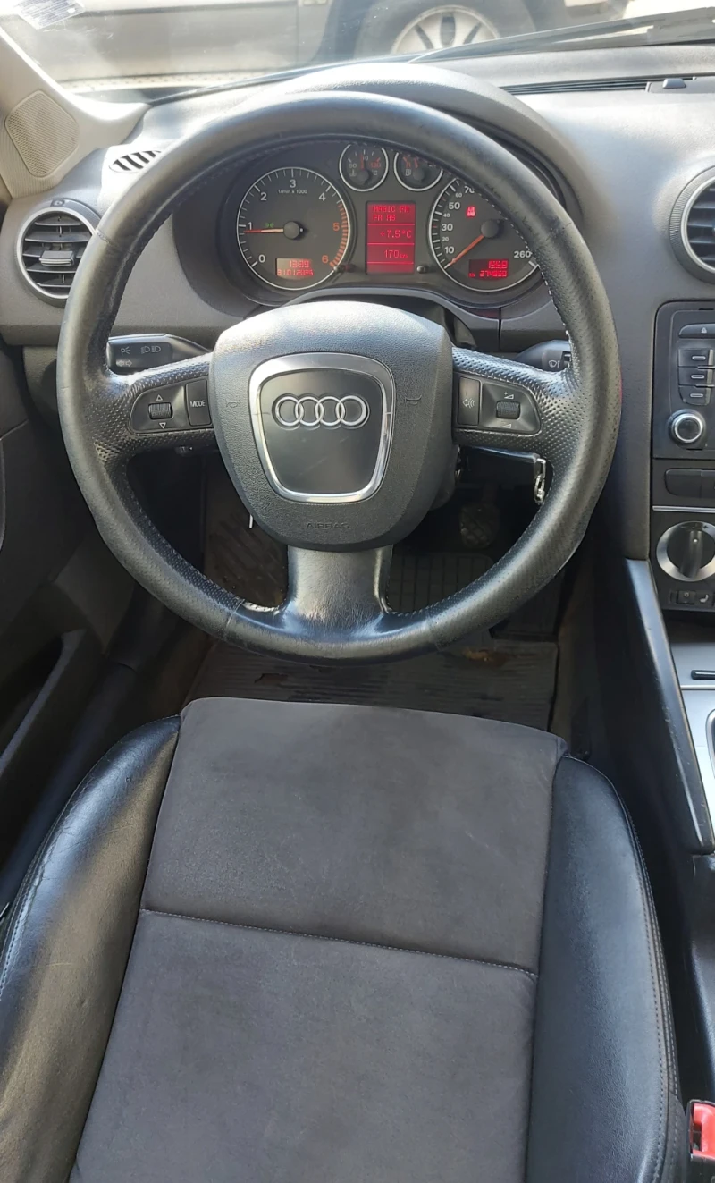 Audi A3 AUDI 1.9 TDI S-LINE SPORTBACK кожен салон, снимка 2 - Автомобили и джипове - 49320523