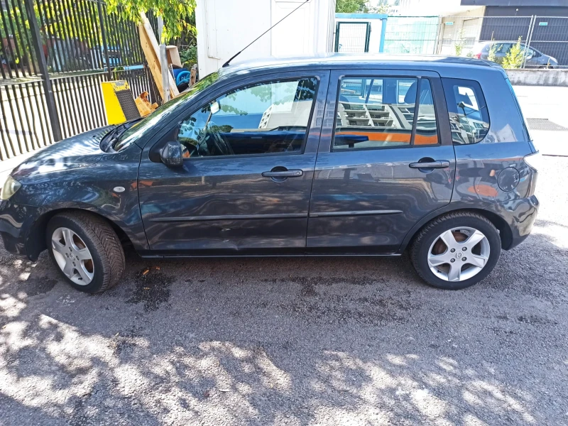 Mazda 2 EURO 4, снимка 9 - Автомобили и джипове - 52093709