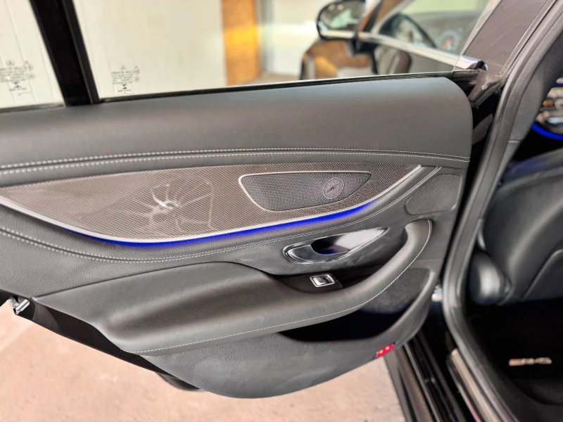 Mercedes-Benz CLS 400 D/4MATIC/AMG/340HP/BURMESTER/360/ACC/LED/NAVI/190E, снимка 14 - Автомобили и джипове - 50443145