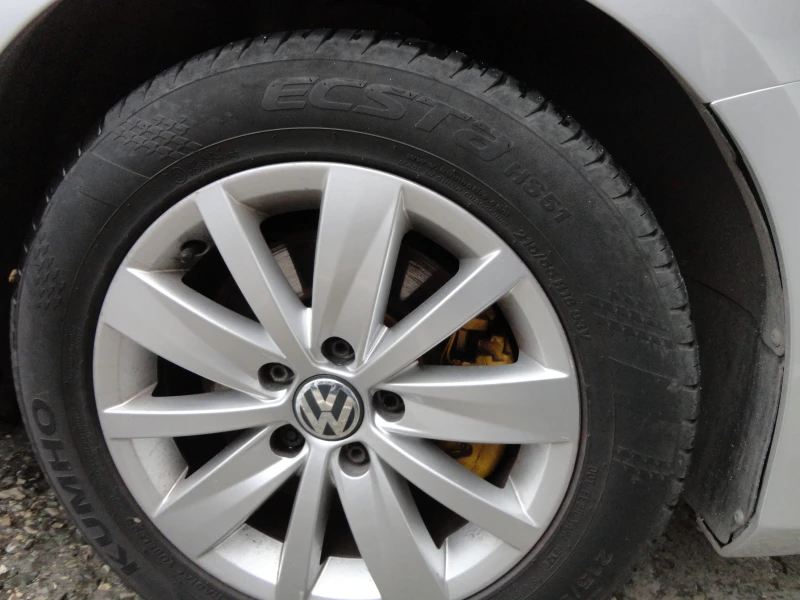 VW Passat, снимка 13 - Автомобили и джипове - 52341628