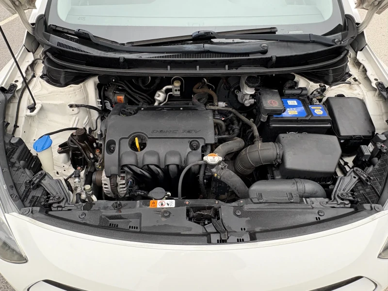 Hyundai I30 1.4, снимка 12 - Автомобили и джипове - 52369563