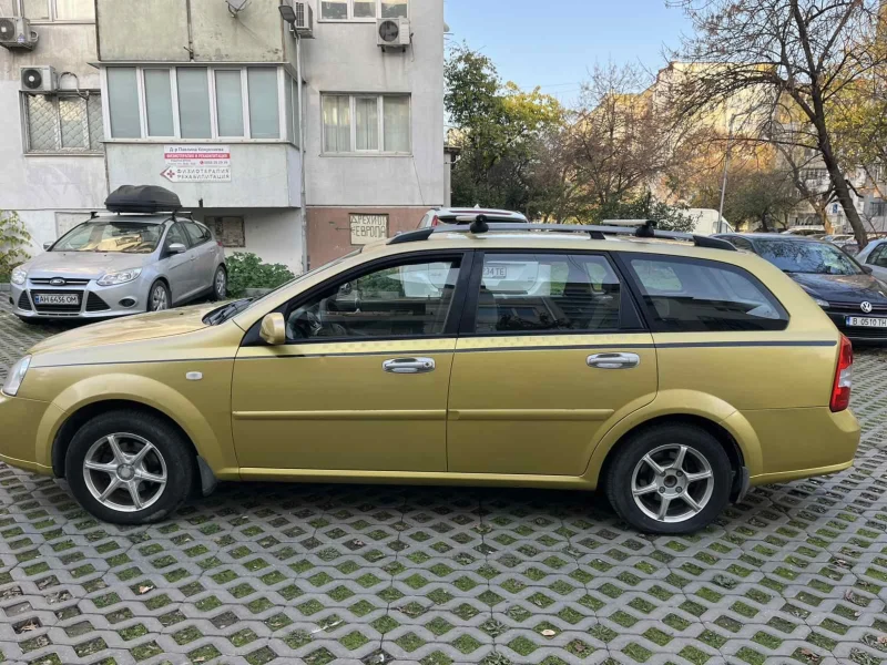 Chevrolet Lacetti 1.6 LPG, снимка 3 - Автомобили и джипове - 52432187