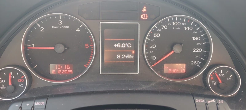 Audi A4, снимка 5 - Автомобили и джипове - 52814250