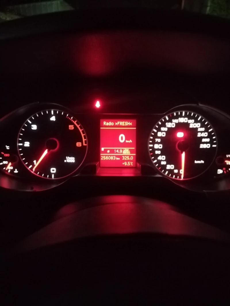 Audi A4, снимка 8 - Автомобили и джипове - 52832857