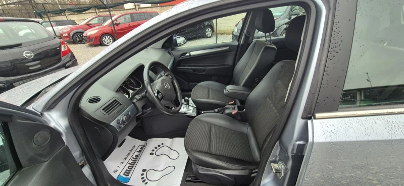 Opel Astra AVTOMATIK, снимка 12 - Автомобили и джипове - 53280254