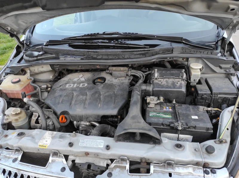 Mitsubishi Grandis, снимка 8 - Автомобили и джипове - 53286687