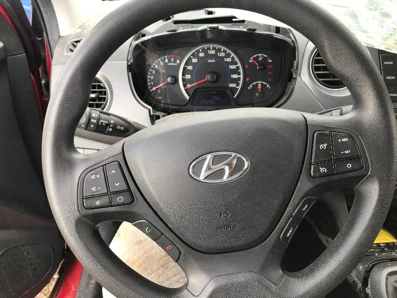 Hyundai I10 1.0 i, снимка 5 - Автомобили и джипове - 47491910