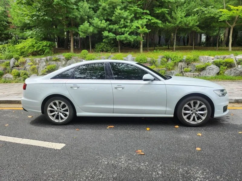 Audi A6 35 Tdi Quattro Premium, снимка 17 - Автомобили и джипове - 55748770