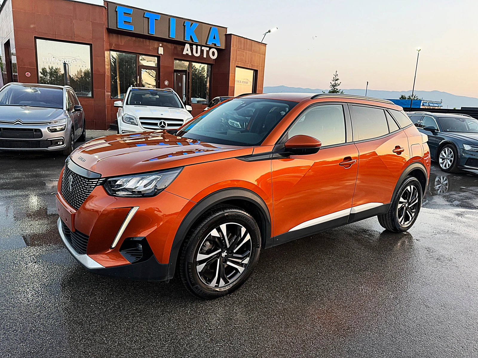 Peugeot 2008 1.5HDI-DISTRONIK-LED-BIXENON-KAMERA-AVTOMATIK-NOVO - изображение 3
