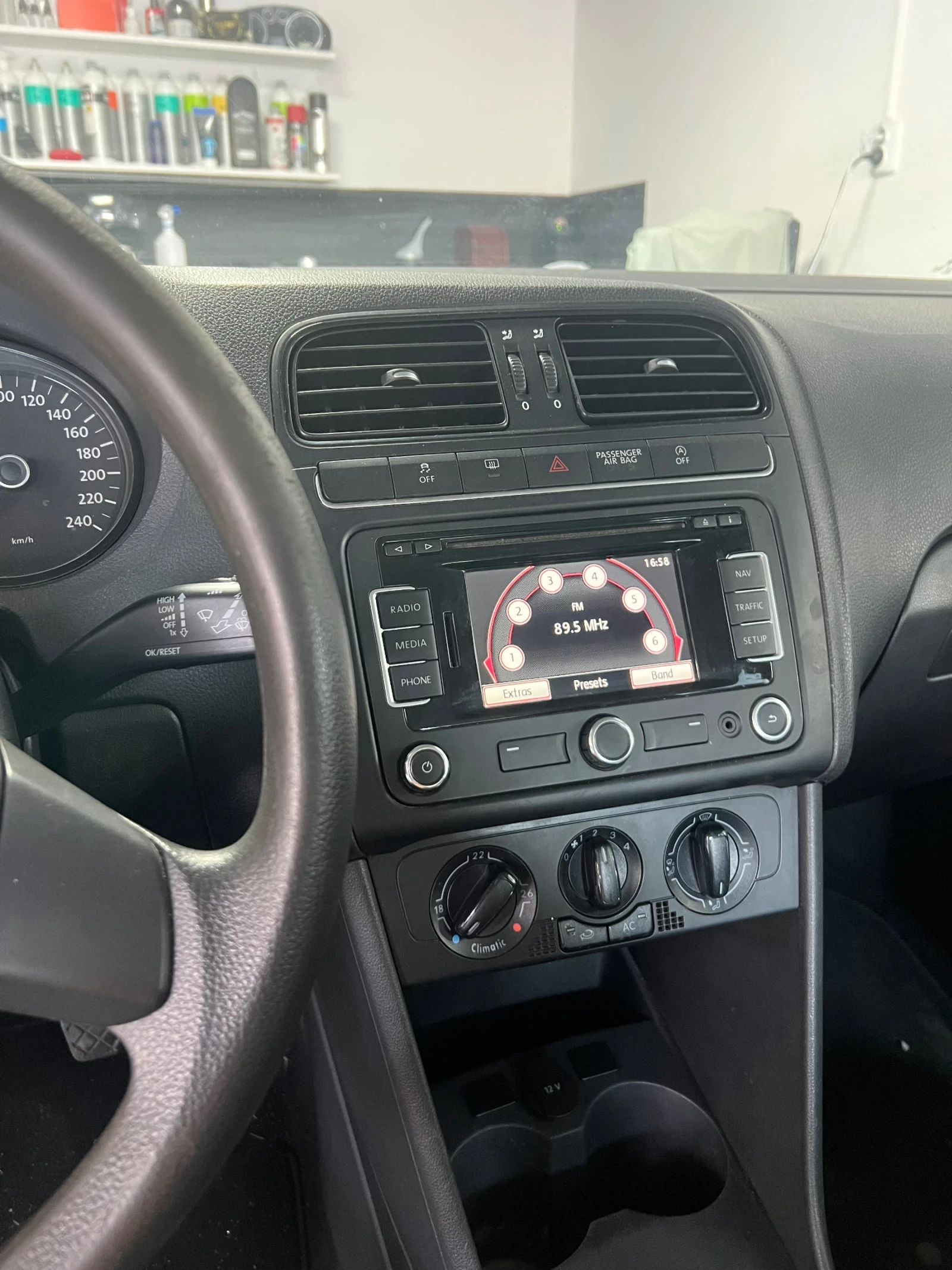 VW Polo 1.6. TDI - изображение 6