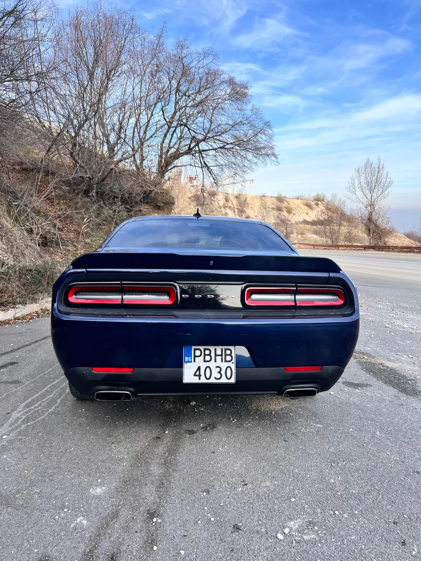 Dodge Challenger Dodge Challenger SXT+ 3.6 V6 / 305 к.с. / ZF 8-сте - изображение 4