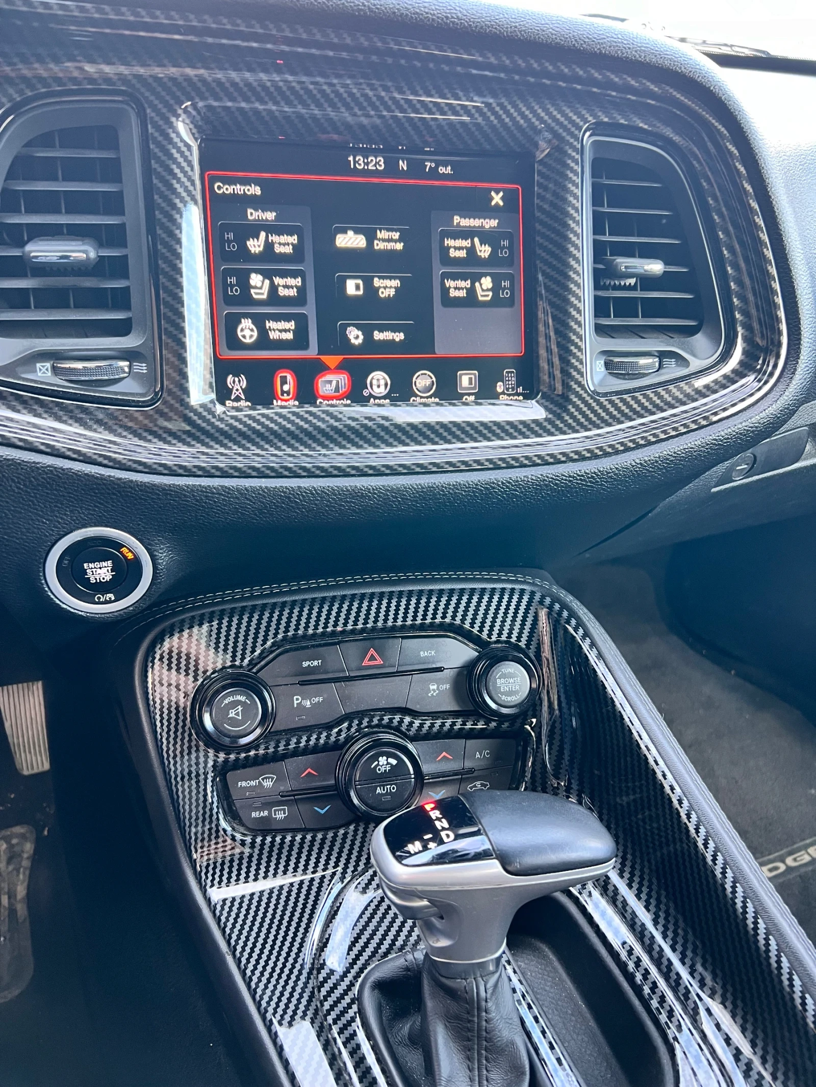 Dodge Challenger Dodge Challenger SXT+ 3.6 V6 / 305 �.�. / ZF 8-��� | Mobile.bg � ����������� 12