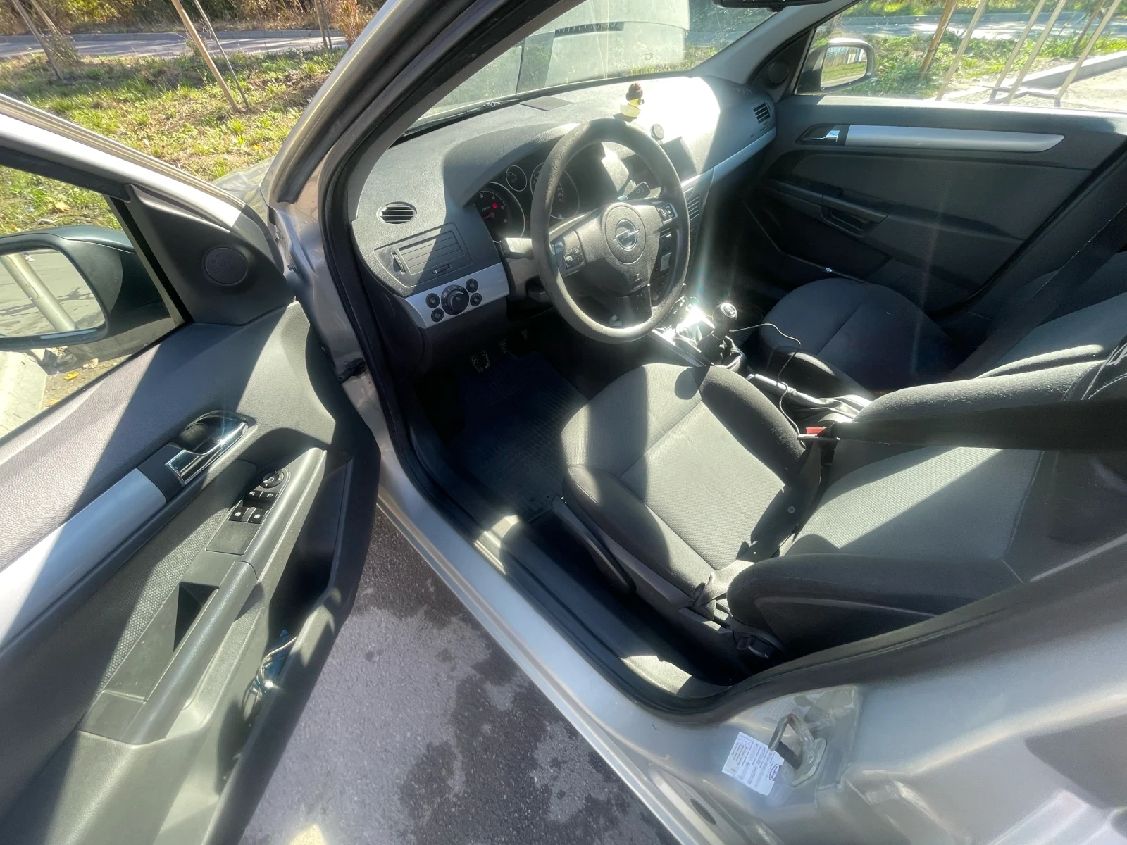 Opel Astra 1.9, снимка 11 - Автомобили и джипове - 53880712