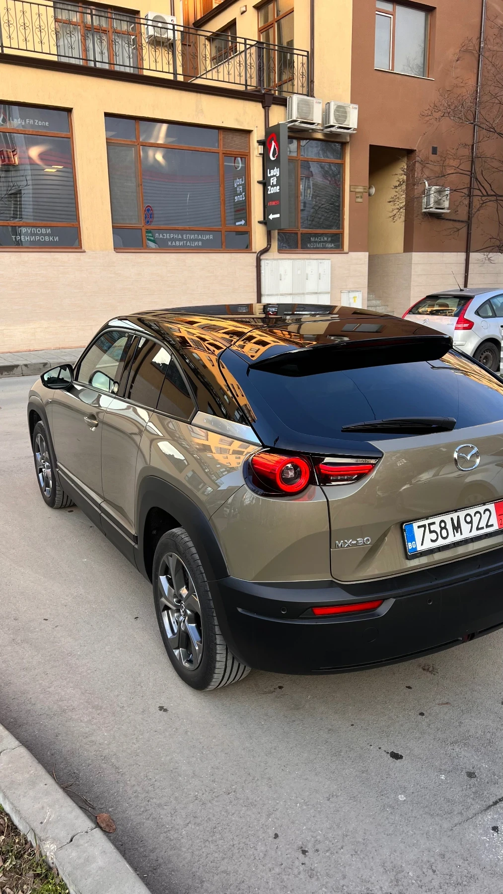 Mazda MX-30  - изображение 7