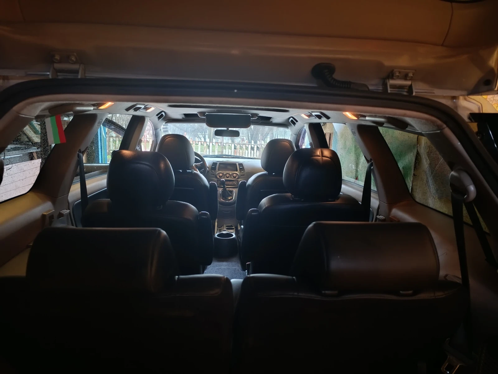 Mitsubishi Grandis  - изображение 8