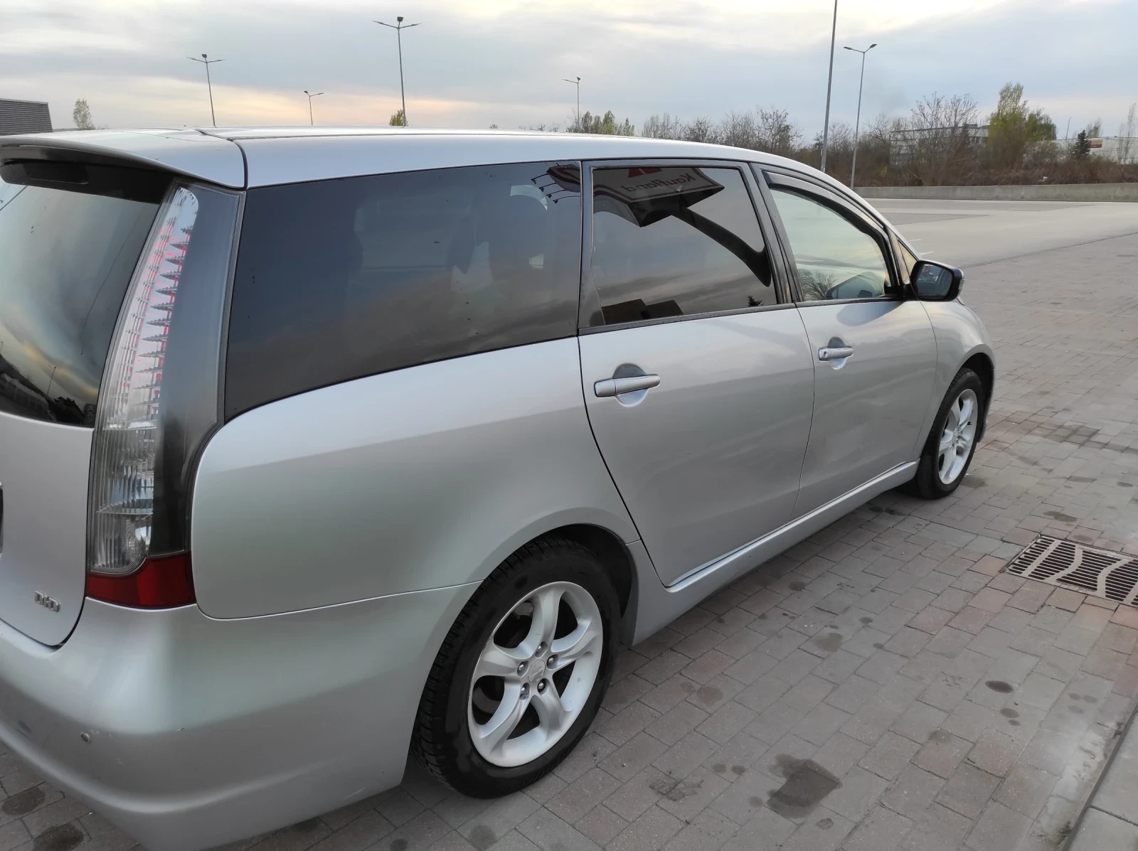 Mitsubishi Grandis  - изображение 2