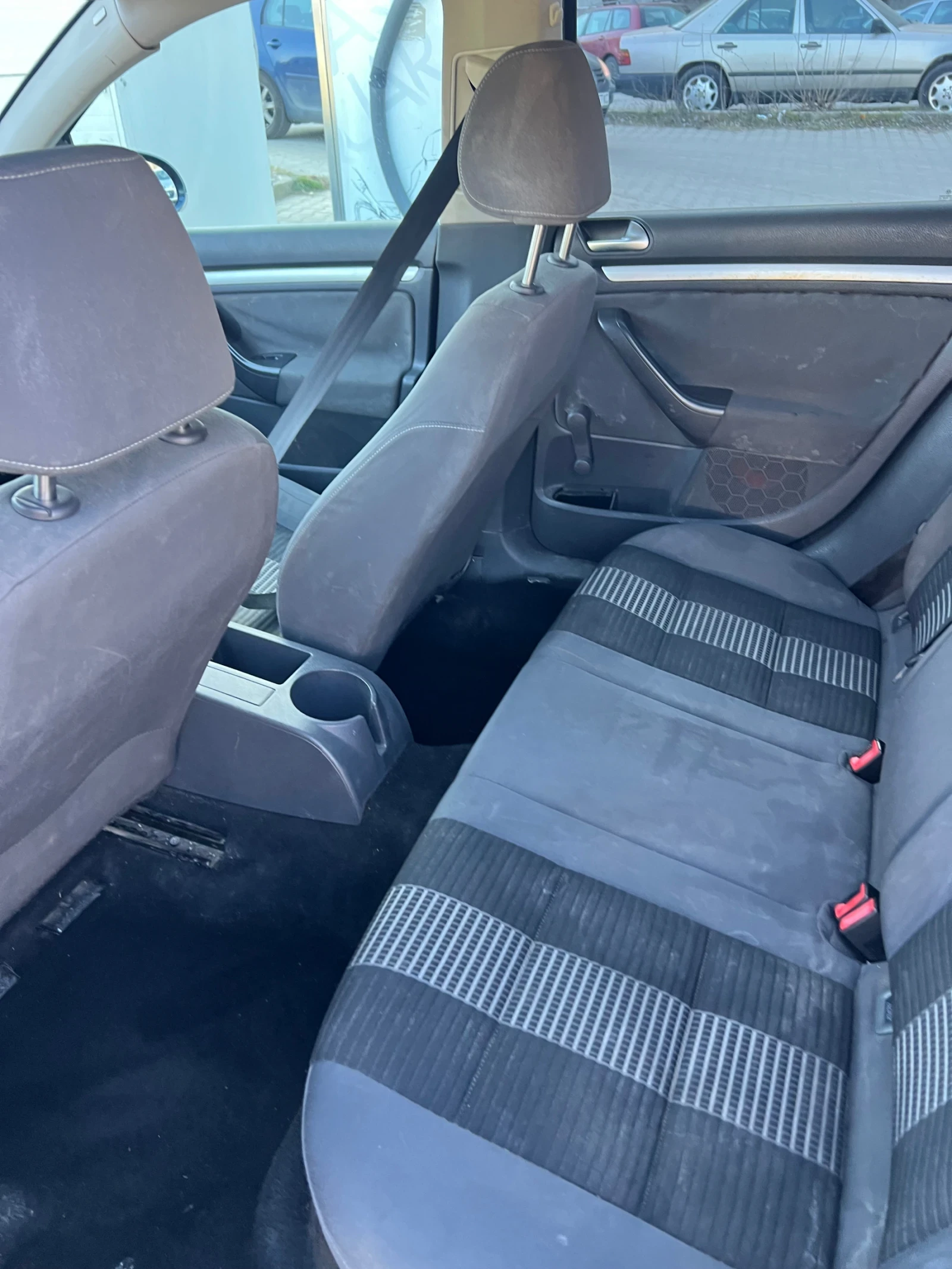 VW Golf, снимка 7 - Автомобили и джипове - 53918589