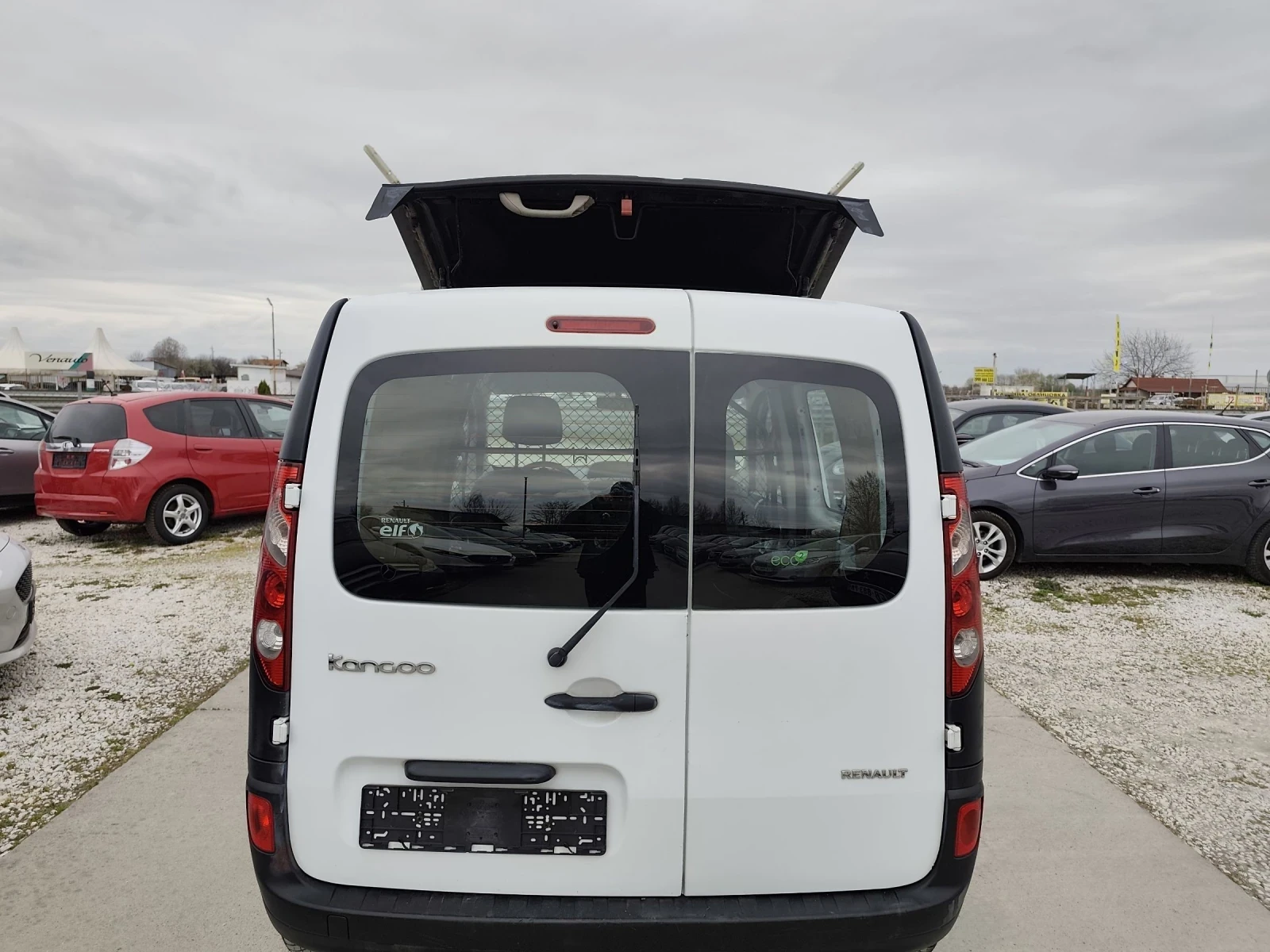 Renault Kangoo Товарен , снимка 6 - Автомобили и джипове - 53984372