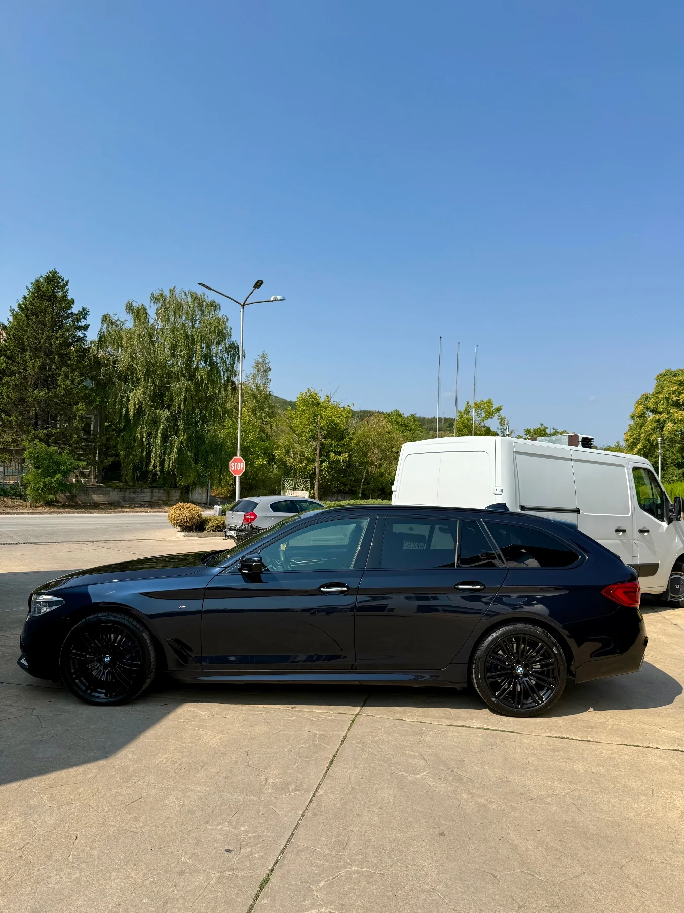 BMW 530 D xDrive, снимка 4 - Автомобили и джипове - 54345907