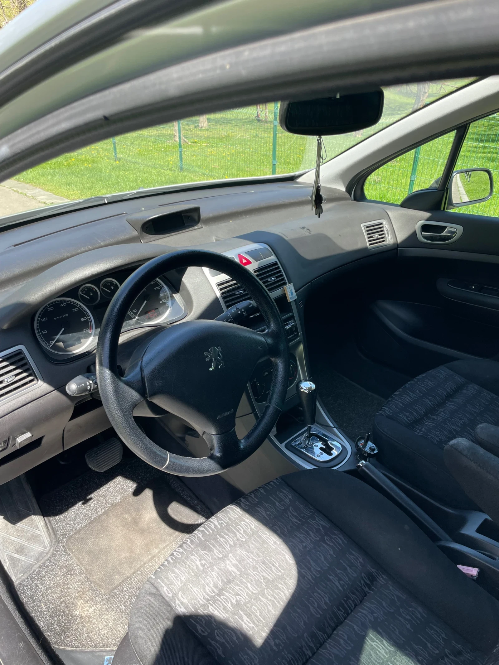 Peugeot 307 1.6i, снимка 10 - Автомобили и джипове - 54360348